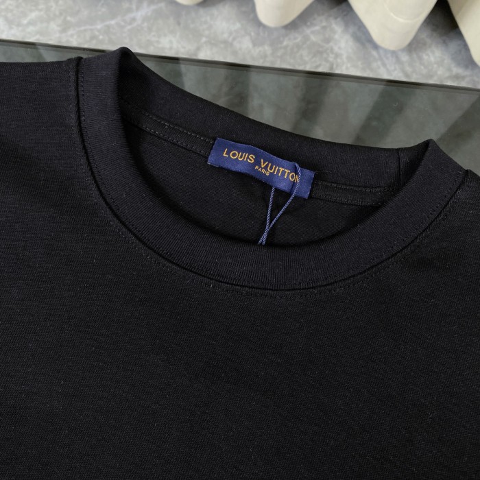 Louis Vuitton Classic Monogram Logo Patch Short-sleeved T-shirt