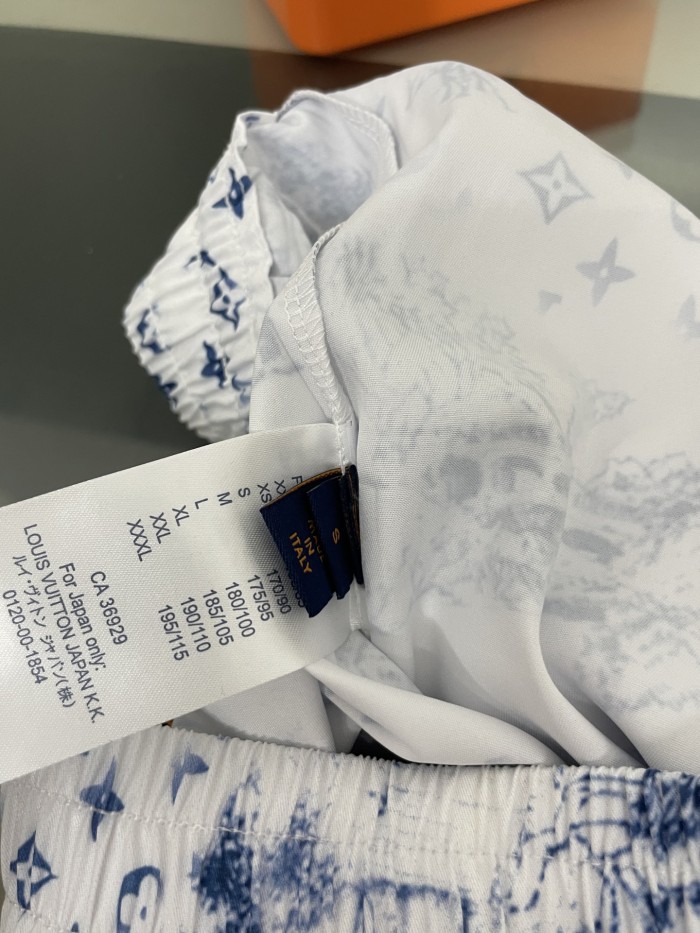 Louis Vuitton Street City Building Silk Shirt Short Sleeves