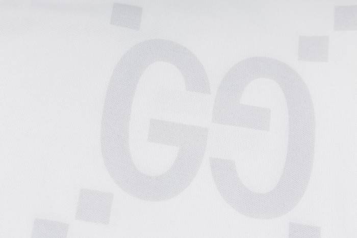 Gucci GG Logo Print Cotton Short Sleeved T-shirt