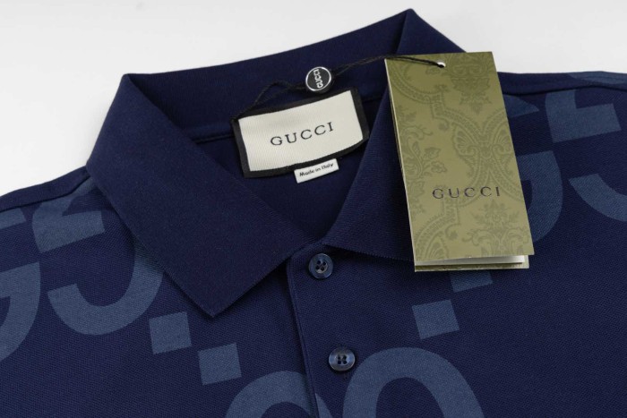 Gucci GG Logo Print Cotton Short Sleeved T-shirt