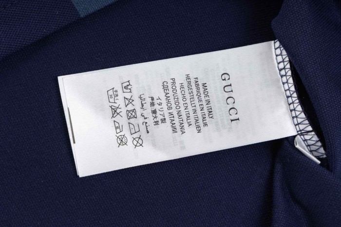 Gucci GG Logo Print Cotton Short Sleeved T-shirt