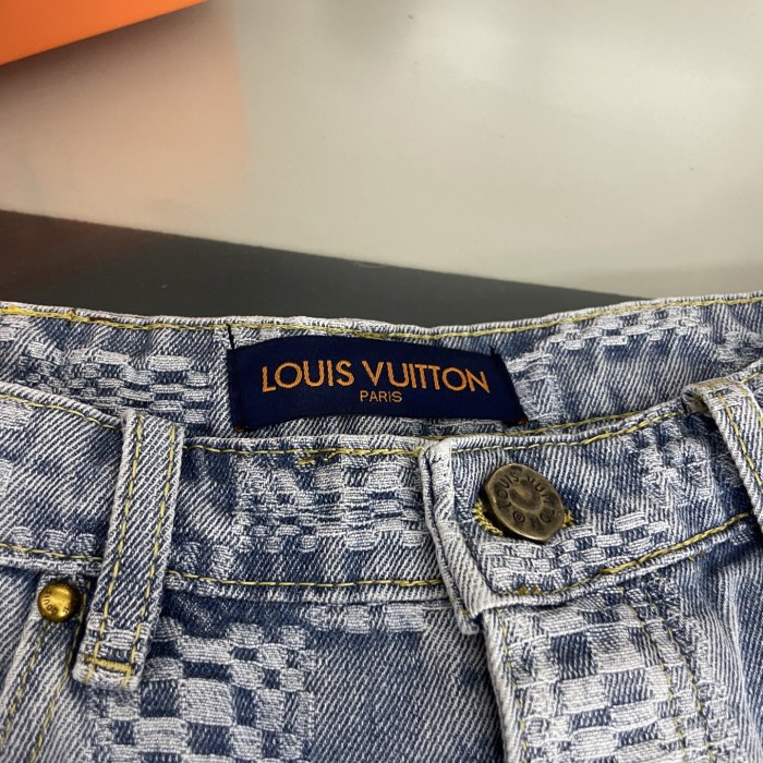 Louis Vuitton Damier Short-Sleeved Chambray Shirt Shorts Set