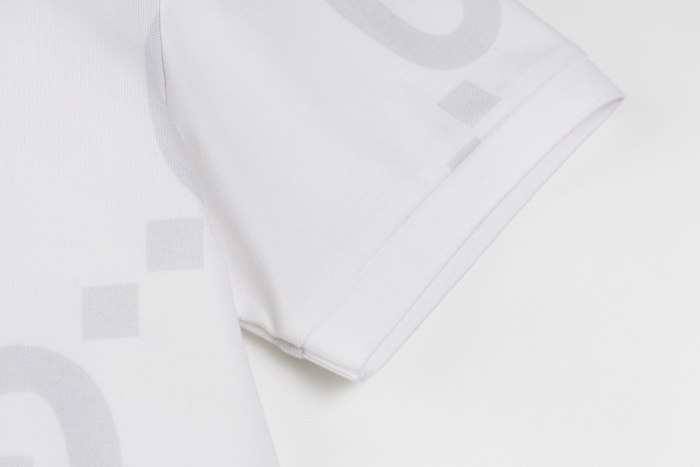 Gucci GG Logo Print Cotton Short Sleeved T-shirt