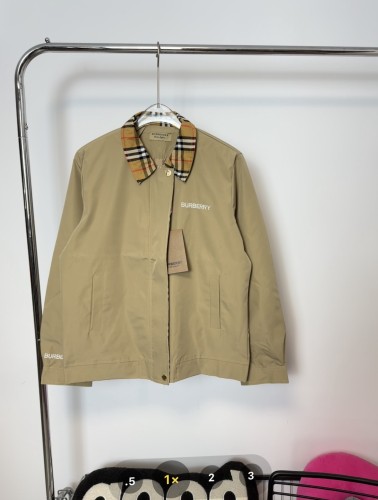 BURBERRY Classic Plaid Polo Collar Jacket
