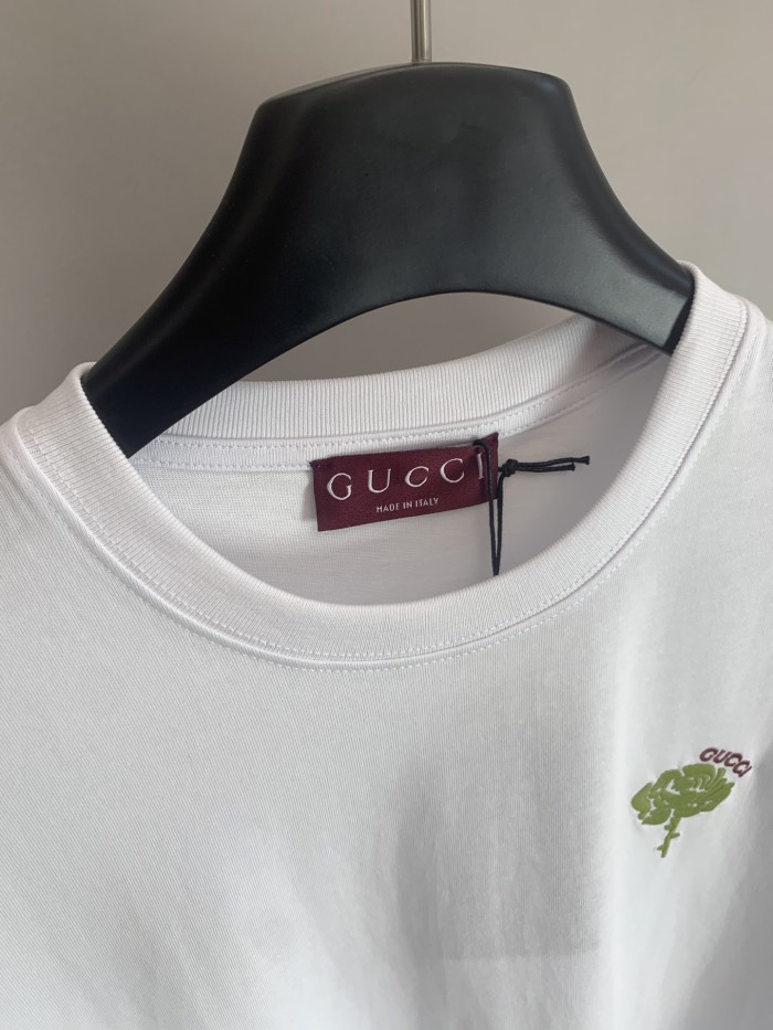 Gucci Embroidered Flower Cotton Short Sleeved T-shirt