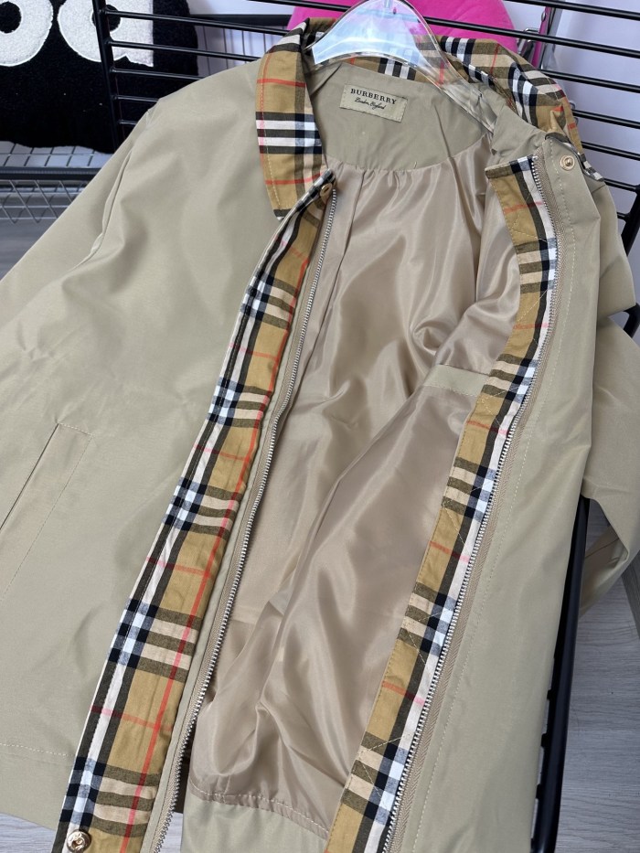 BURBERRY Classic Plaid Polo Collar Jacket