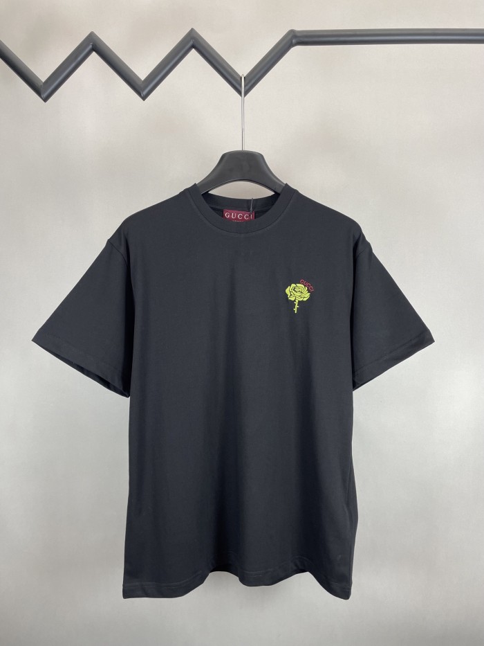 Gucci Embroidered Flower Cotton Short Sleeved T-shirt