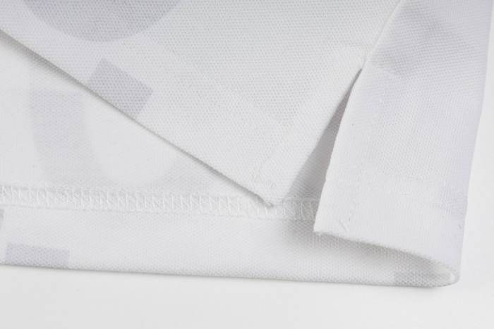 Gucci GG Logo Print Cotton Short Sleeved T-shirt
