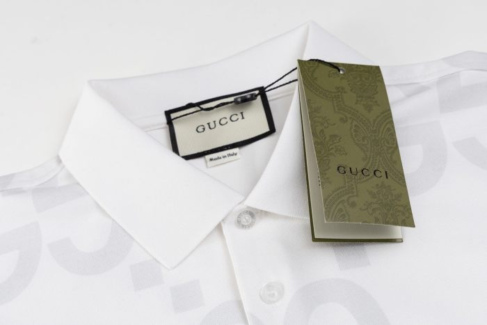Gucci GG Logo Print Cotton Short Sleeved T-shirt