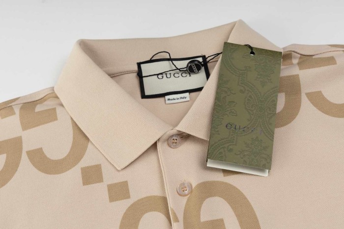 Gucci GG Logo Print Cotton Short Sleeved T-shirt