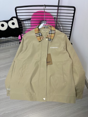 BURBERRY Classic Plaid Polo Collar Jacket