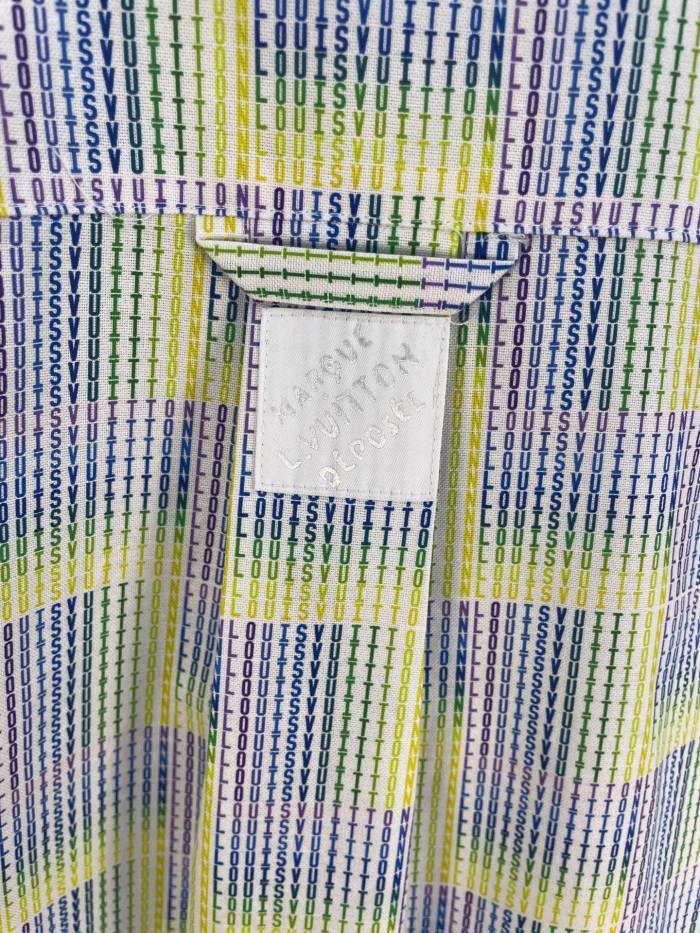 Louis Vuitton Graphic Printed Short-Sleeved Shirt
