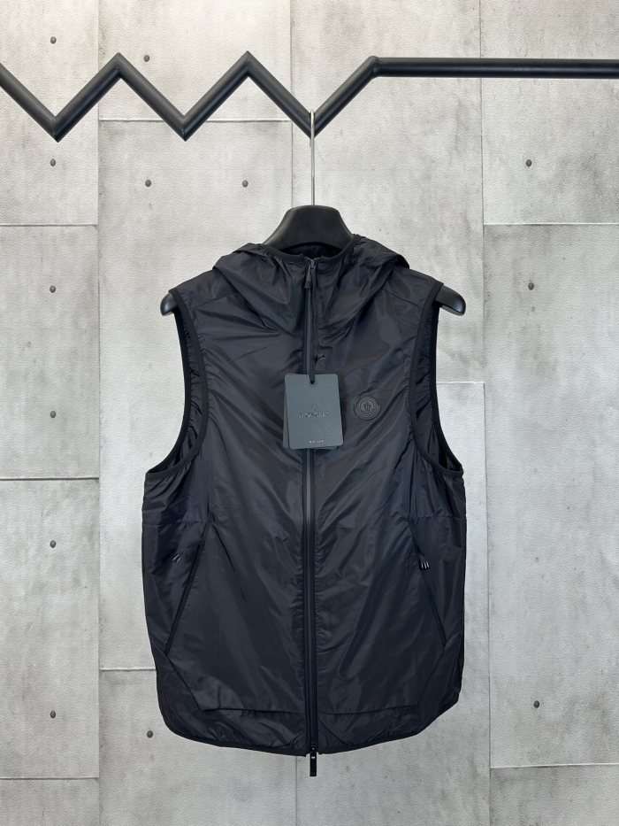 MONCLER Hooded Reflective Printed Vest