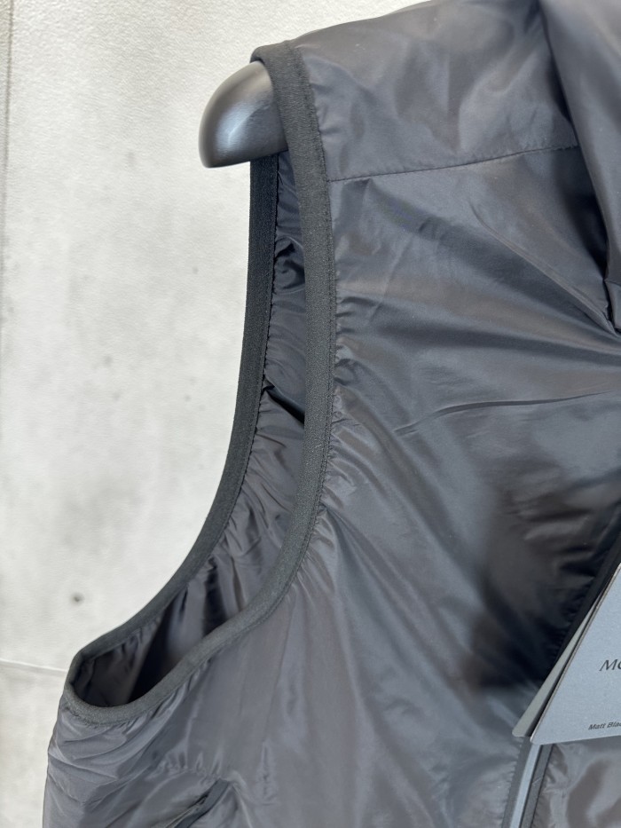 MONCLER Hooded Reflective Printed Vest
