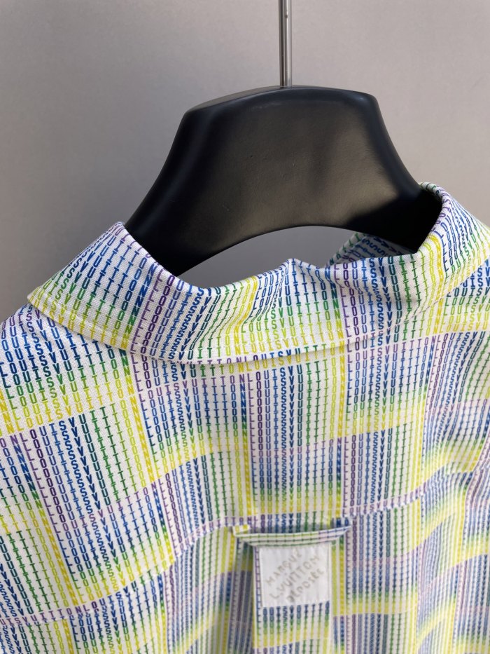 Louis Vuitton Graphic Printed Short-Sleeved Shirt