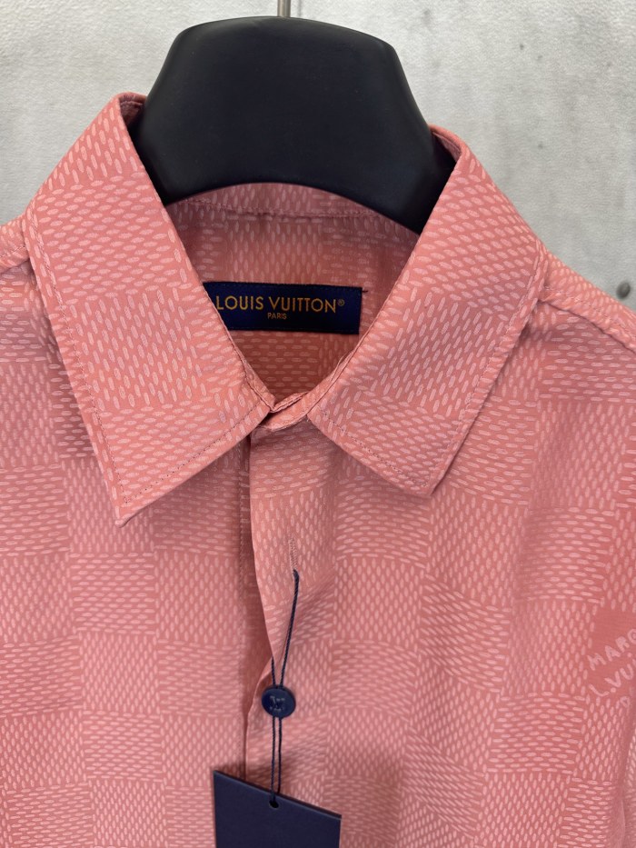 Louis Vuitton Silk Short Sleeved Shirt