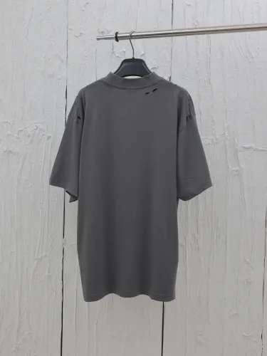 BALENCIAGA MAN GREY T-SHIRTS & TANK TOPS