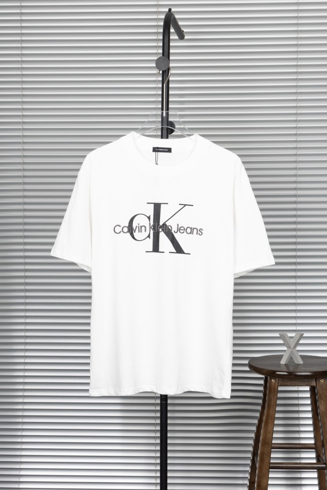 Calvin Klein Embroidered Short-sleeved T-shirt