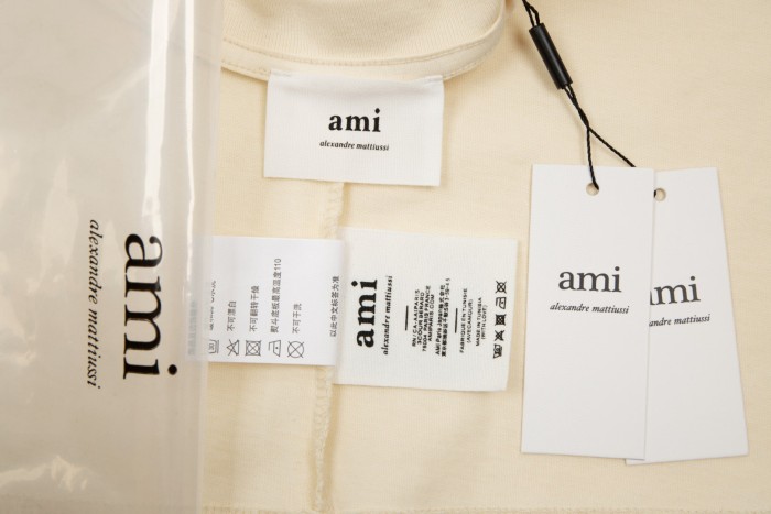 Ami De Coeur Cotton T-Shirt