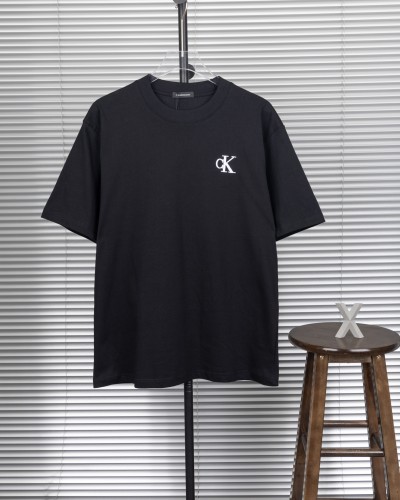 Calvin Klein Logo Embroidered Short-sleeved T-shirt