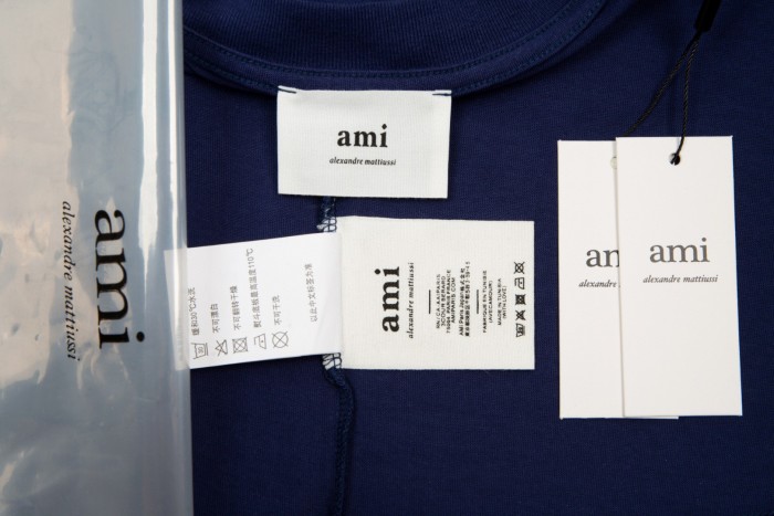 Ami De Coeur Cotton T-Shirt