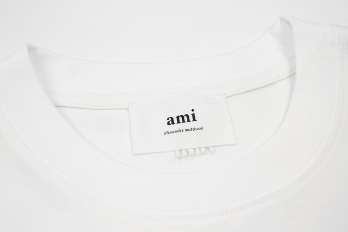 Ami Embroidery De Coeur T-Shirt