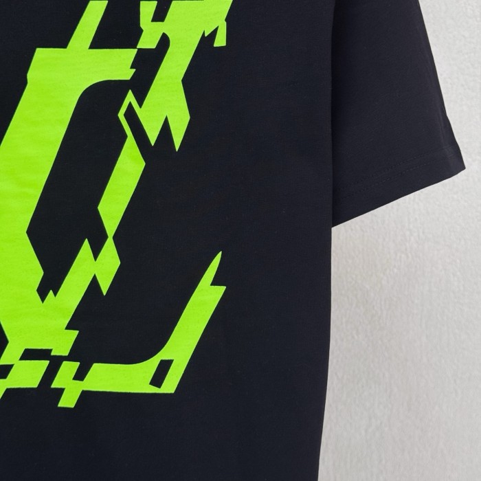 Louis Vuitton Short Sleeved T-shirt with Printed Logo