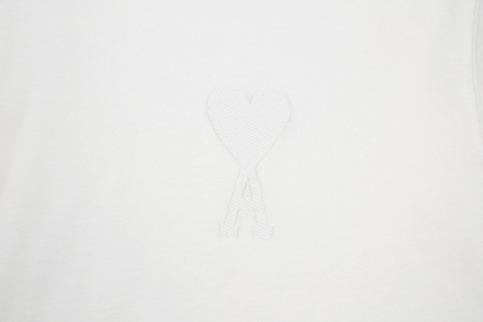 Ami Embroidery De Coeur T-Shirt