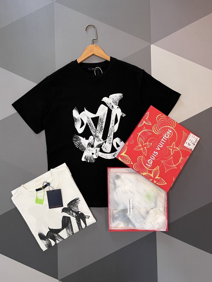 Louis Vuitton Peace Dove Sketch Short Sleeve T-shirt