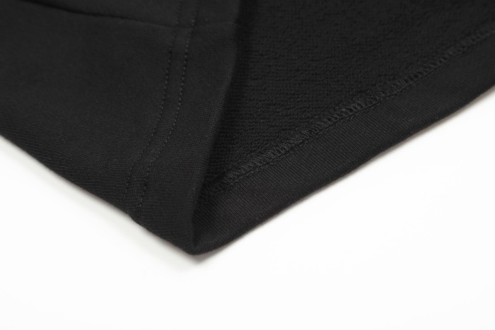 AMI PARIS EMBROIDERED SHORTS