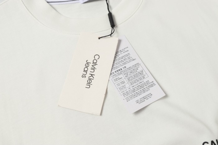 Calvin Klein Relaxed Fit Spray Print T-shirt