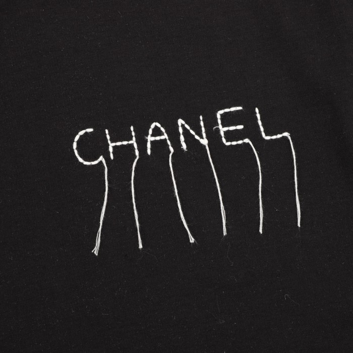 CHANEL LOGO COTTON SHORT SLEEVE T-SHIRT