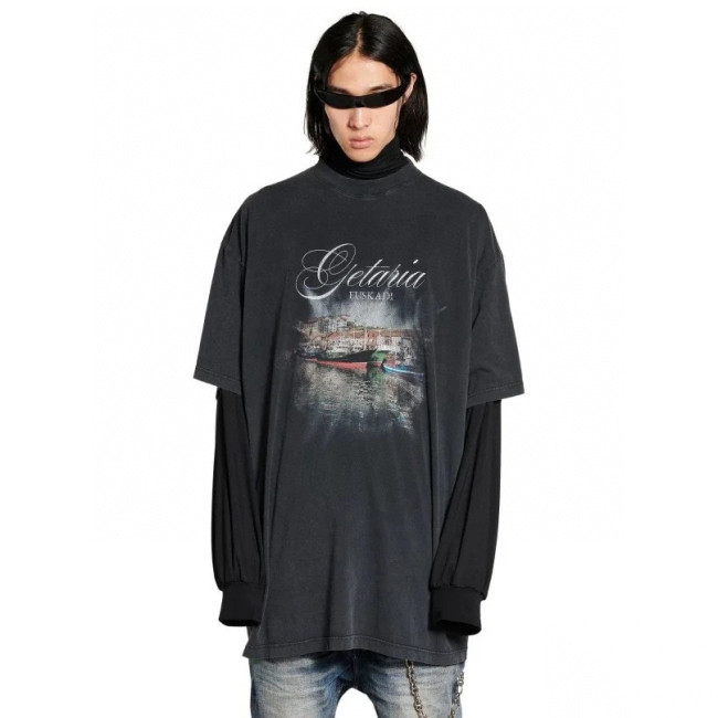 Balenciaga Men's Getaria T-shirt Oversized in Black Faded