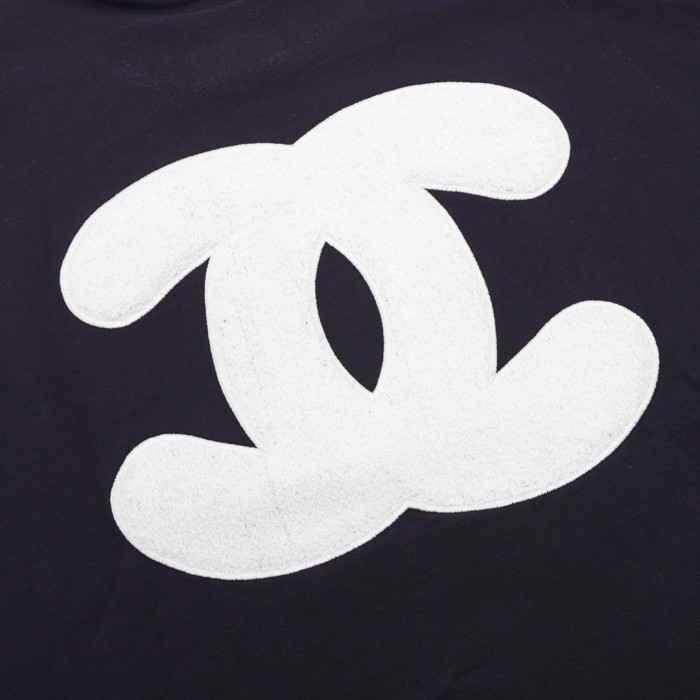 Chanel Cc Flocked Logo Short-Sleeved T-Shirt