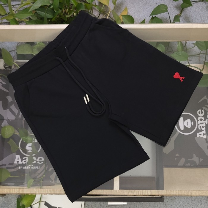 AMI Heart Embroidered Shorts