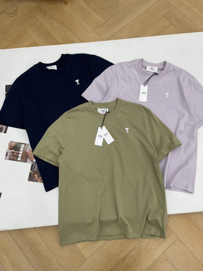 Ami Embroidered Logo Short-sleeved T-shirt