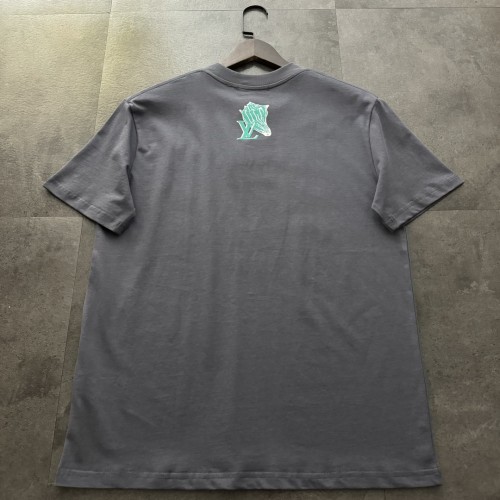 Louis Vuitton Holiday Style Short Sleeve T-Shirt
