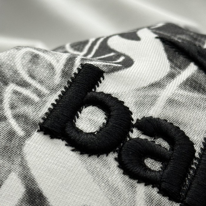 Balenciaga Logo Embroidered Short-Sleeved T-Shirt