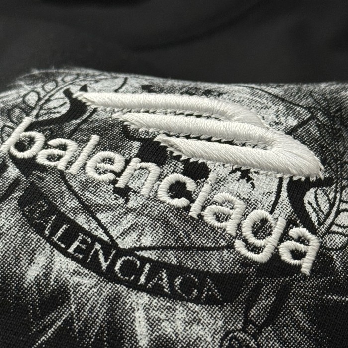 Balenciaga Logo Embroidered Short-Sleeved T-Shirt