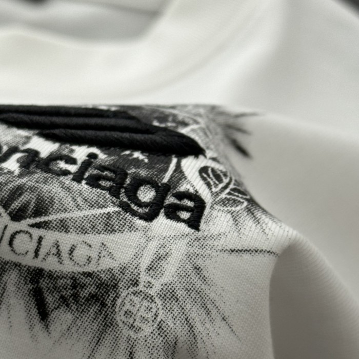 Balenciaga Logo Embroidered Short-Sleeved T-Shirt