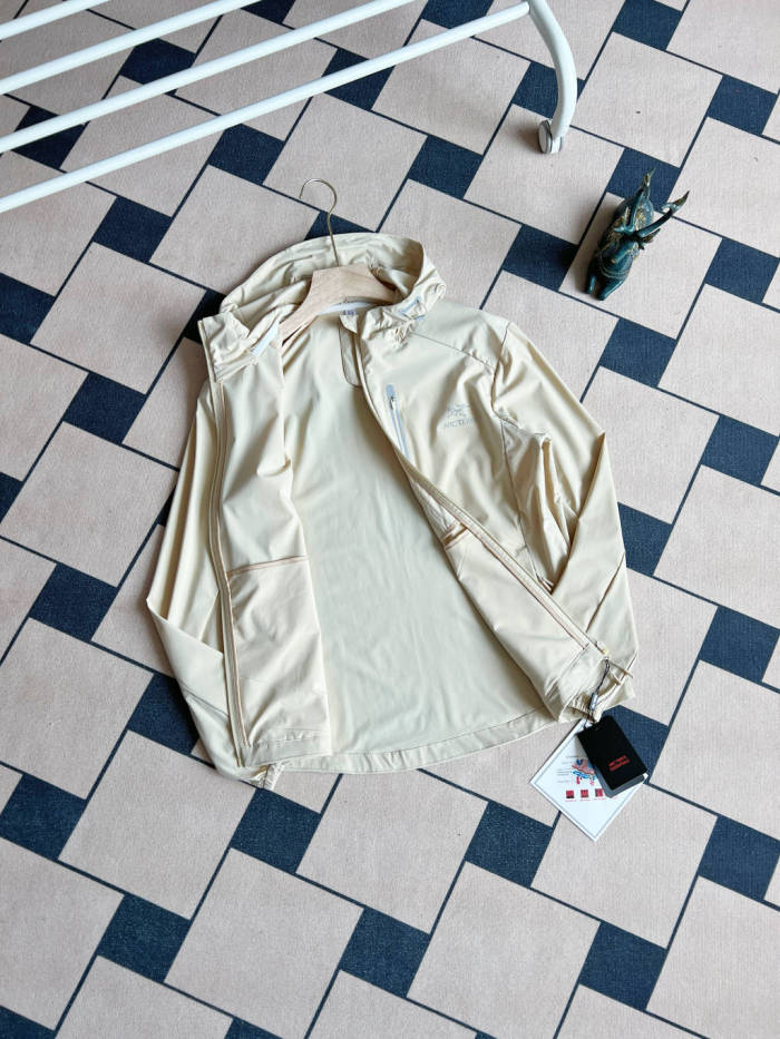 Arc'teryx Sun Protection Jacket