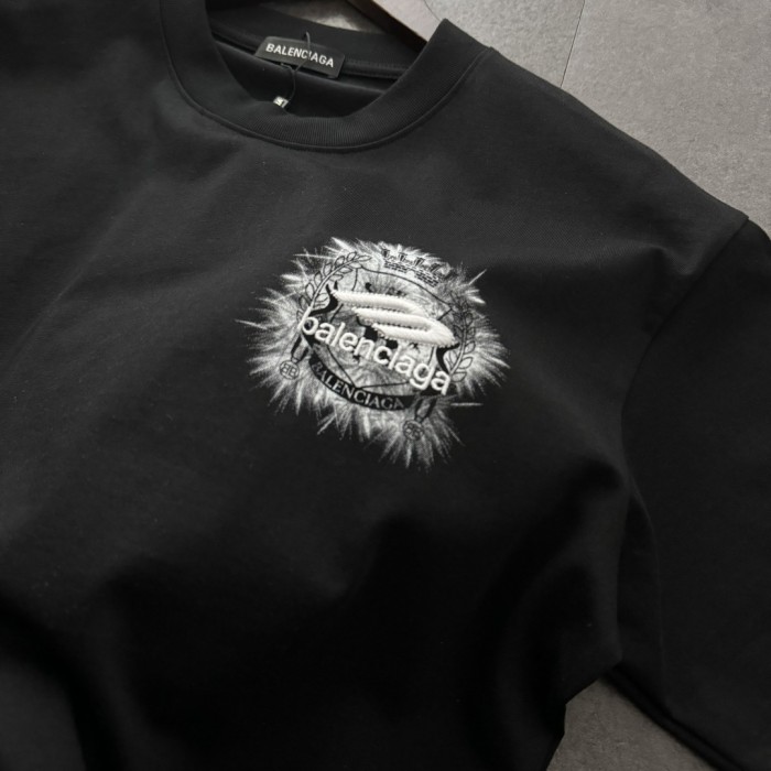 Balenciaga Logo Embroidered Short-Sleeved T-Shirt