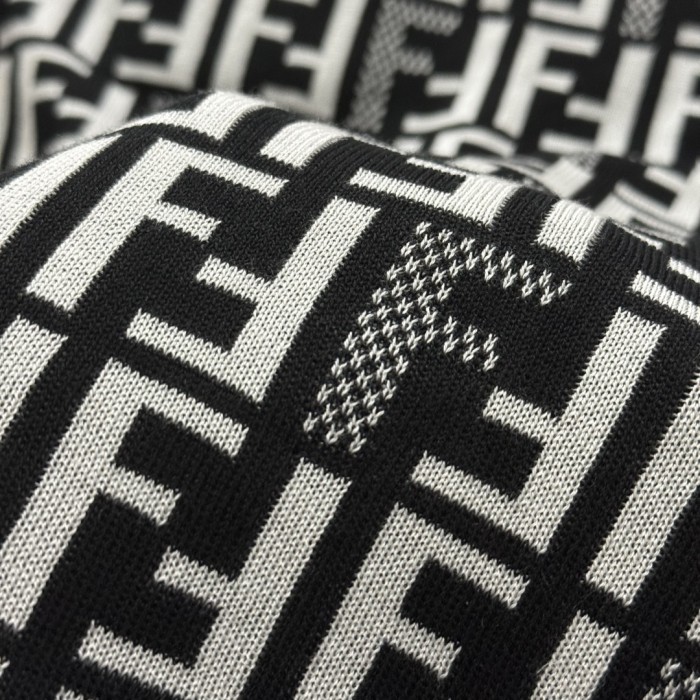 FENDI FF-motif Knitted Jumper Short Sleeve T-Shirt