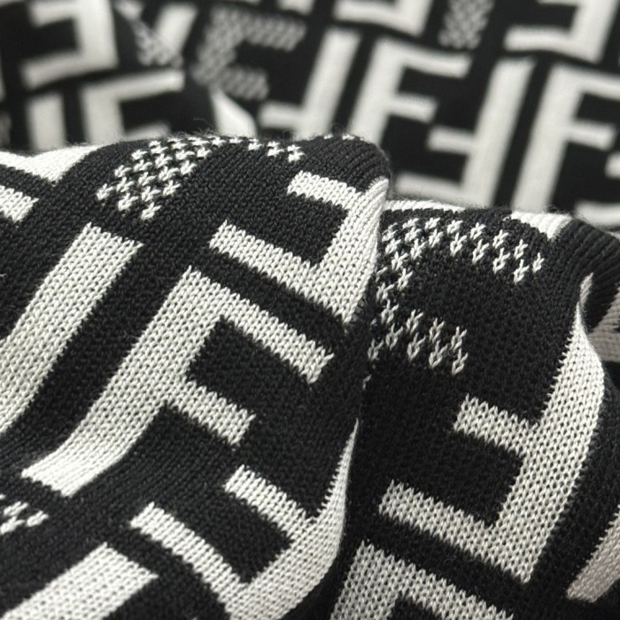 FENDI FF-motif Knitted Jumper Short Sleeve T-Shirt