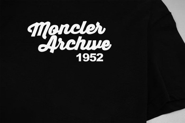 Moncler Logo Cotton T-shirt