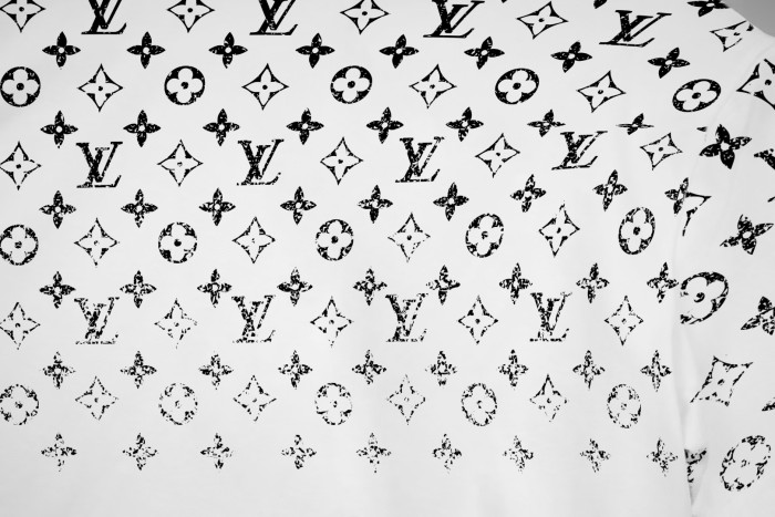 Louis-Vuitton-Monogram Desenli T-Shirt