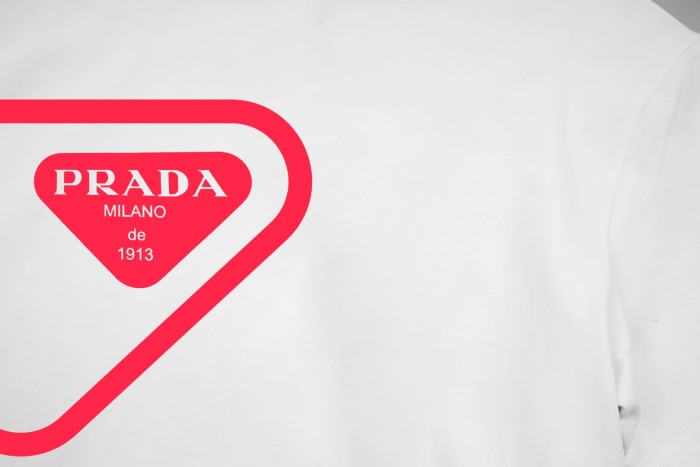 Prada Logo Cotton Short-Sleeved T-Shirt