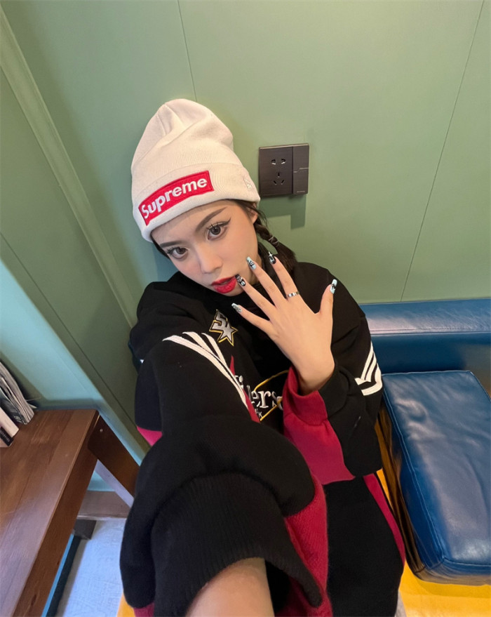 Supreme New Era Box Logo Beanie