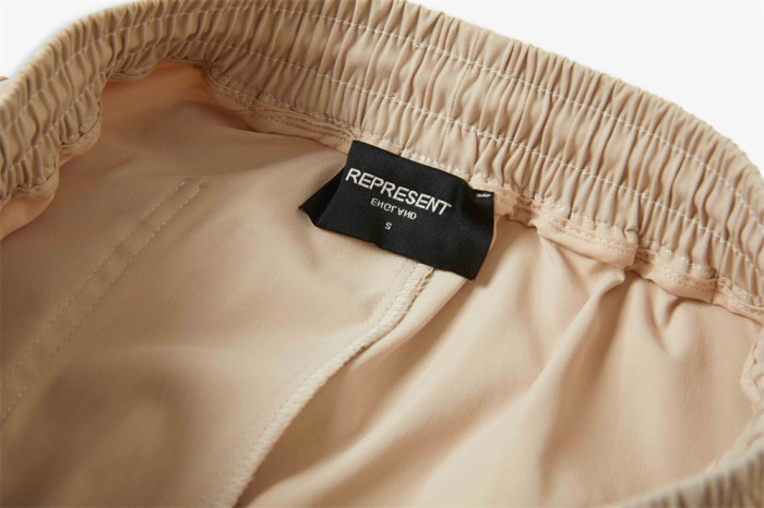 REPRESENT SHORT 25SS