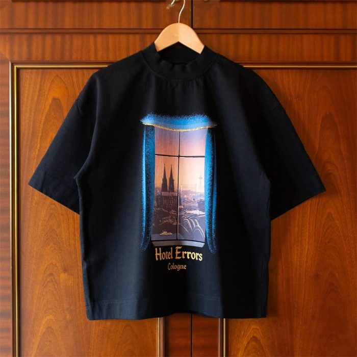 HOUSE OF ERRORS COLOGNE POP UP TEE